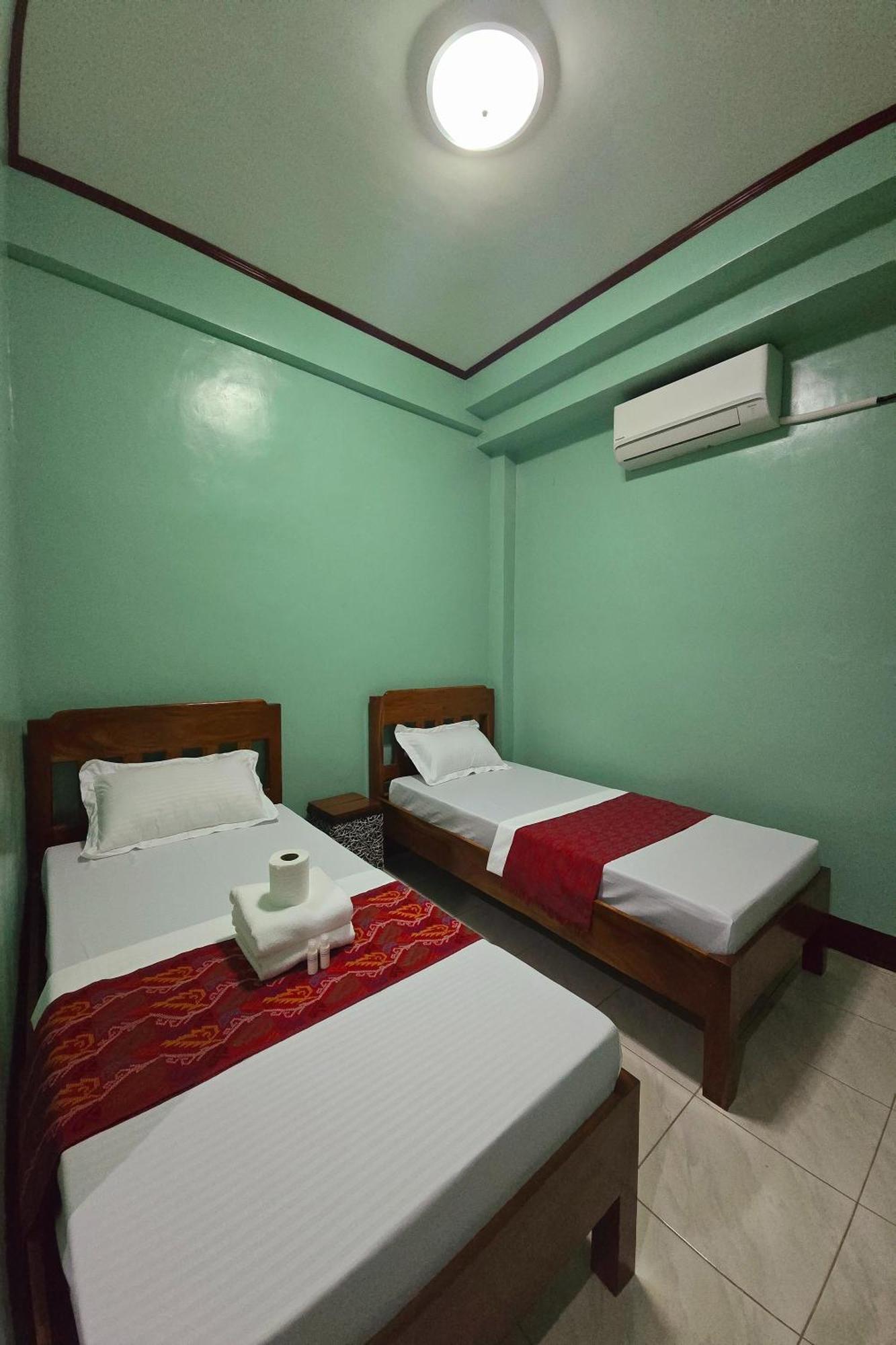 Nober Pension House City Center Puerto Princesa Extérieur photo