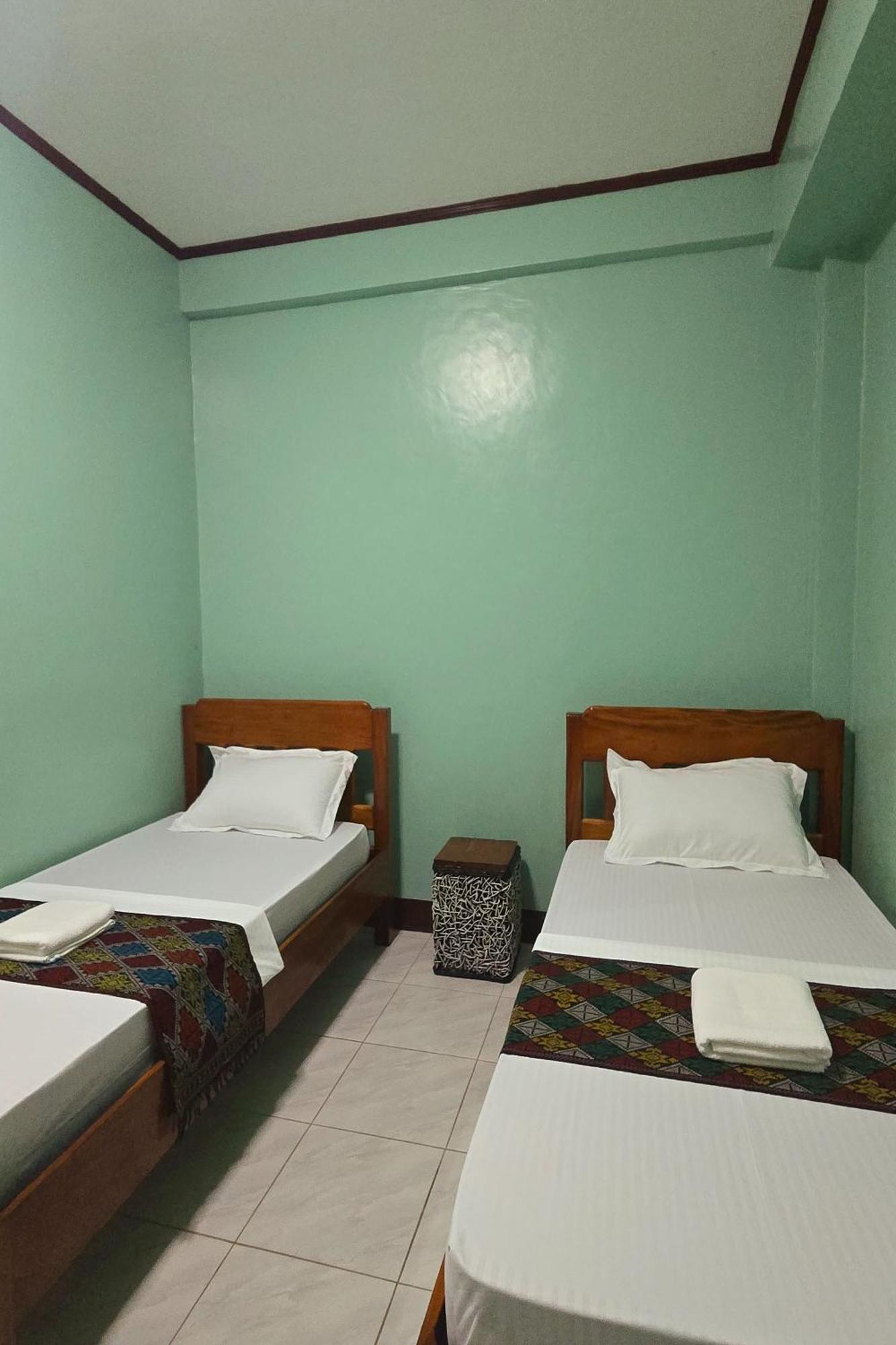Nober Pension House City Center Puerto Princesa Extérieur photo