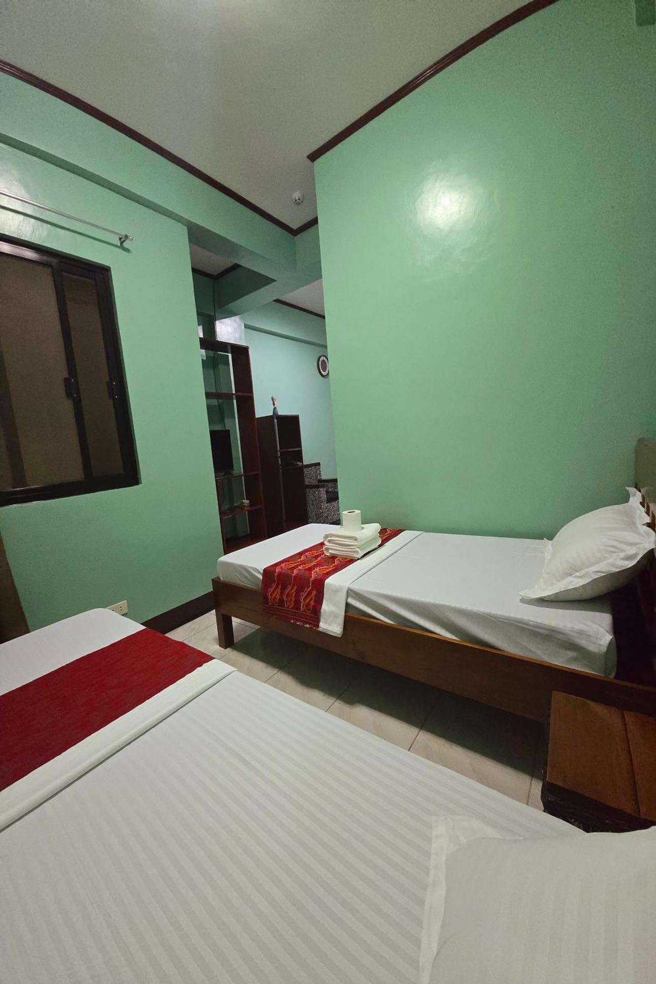 Nober Pension House City Center Puerto Princesa Extérieur photo