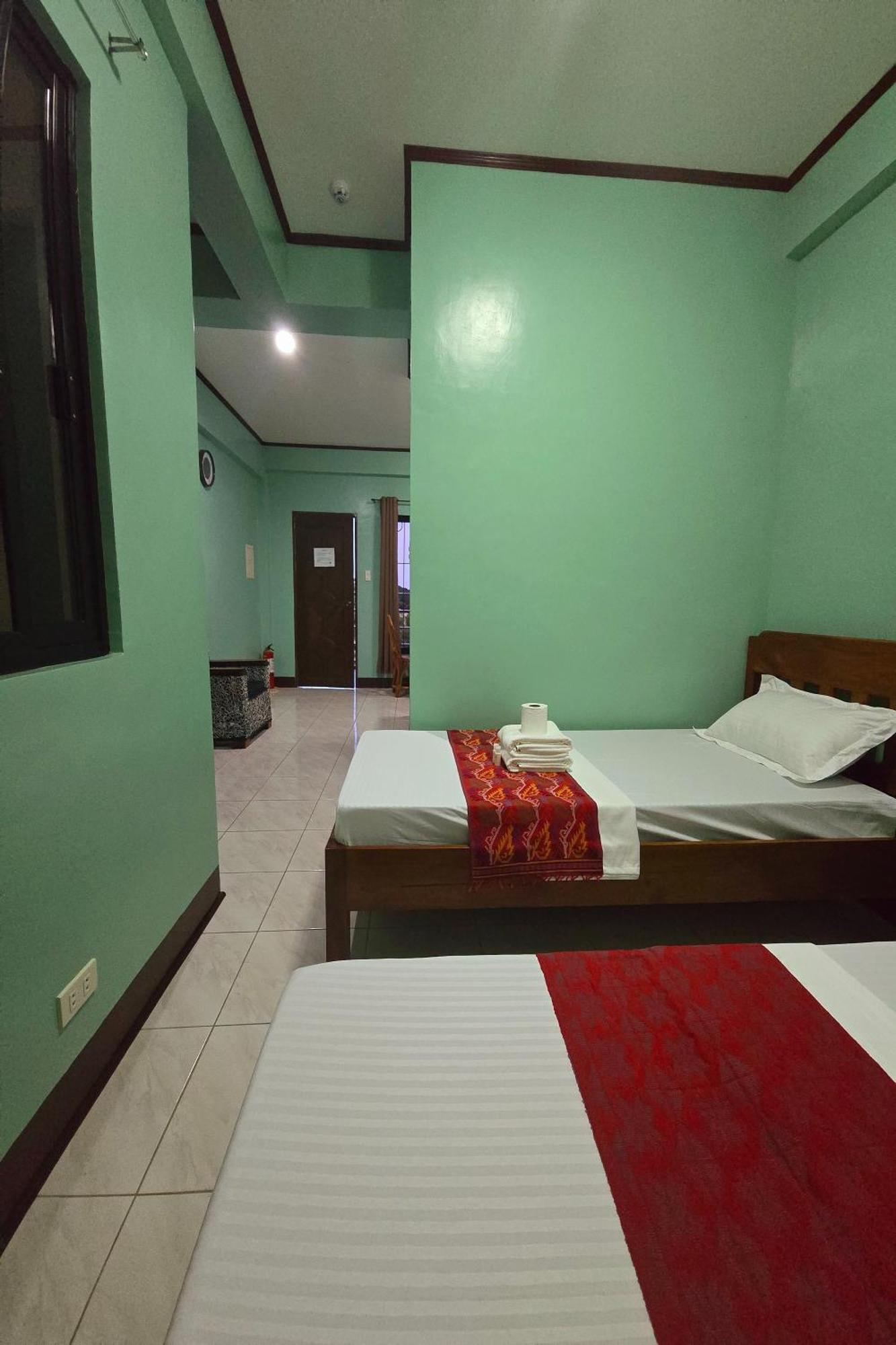 Nober Pension House City Center Puerto Princesa Extérieur photo